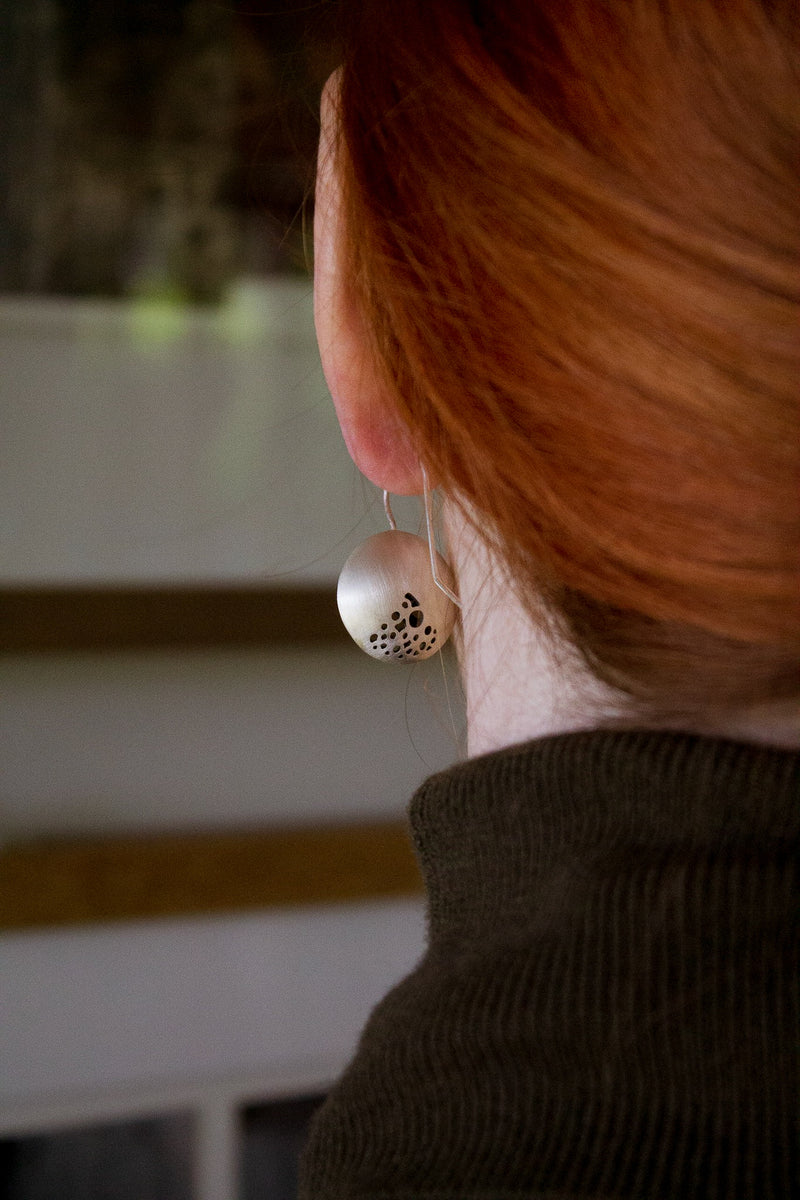V moon earrings