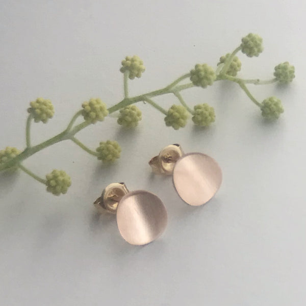 Small Gold Curved Earrings