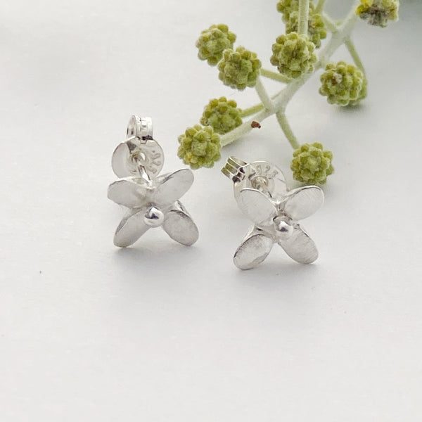 Gift Pack 7 Star flower earrings and star flower necklace with silver ball