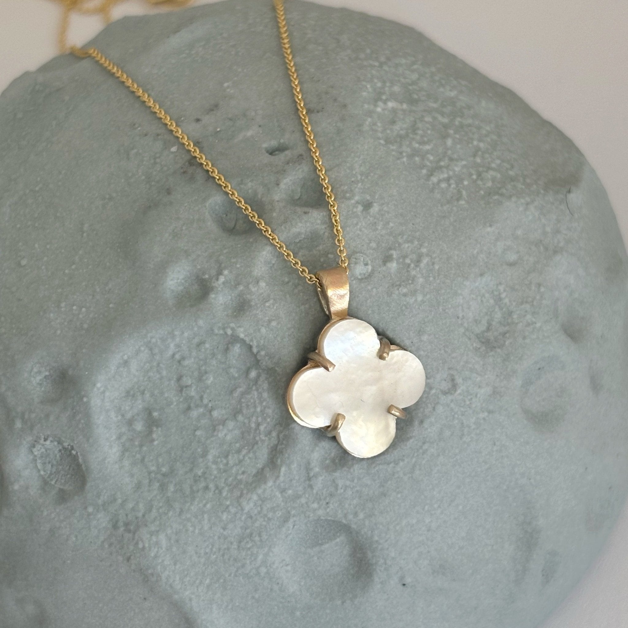 gold-flower-mother-of-pearl-