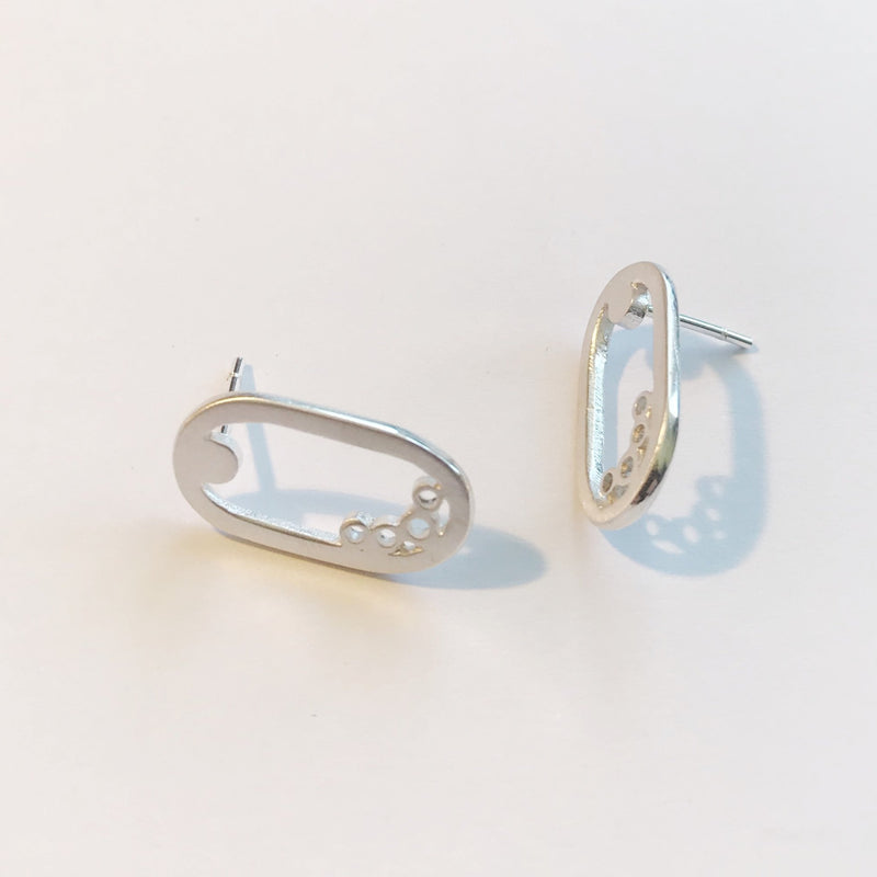 Sterling silver oval ring studs