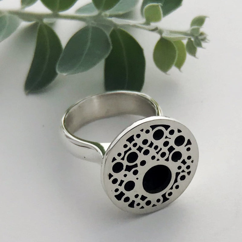 Hoopla ring | sterling silver