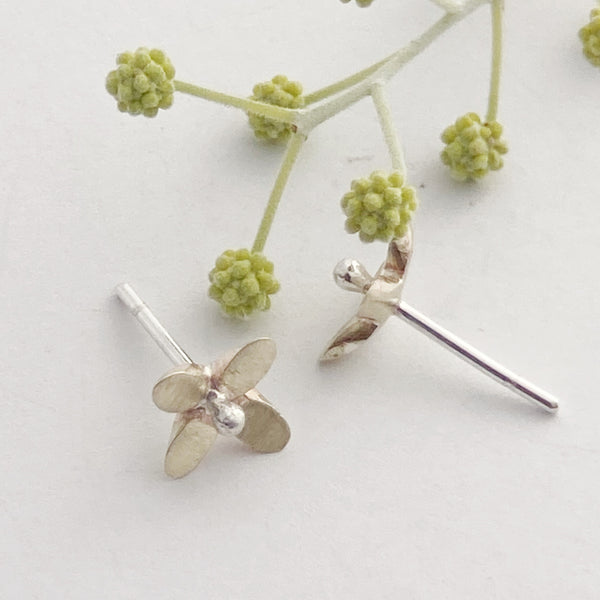 Yellow gold Star flower with silver ball